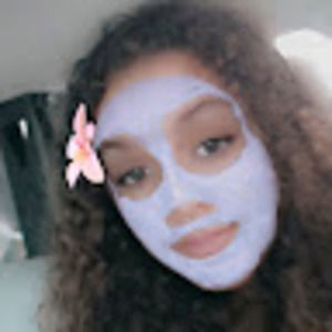 Meet your Posher, Mariah_101